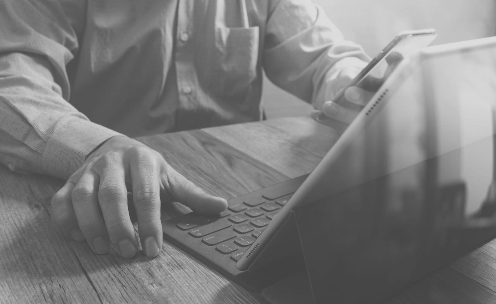 Espace de travail avec outils de référencement local